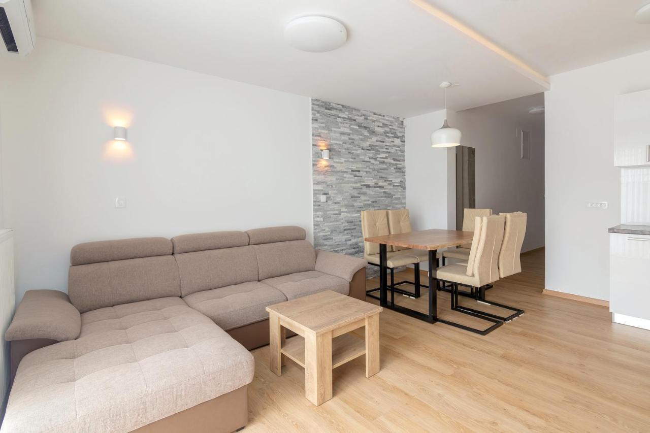 Vila Vita Apartments Kranjska Gora Exterior photo